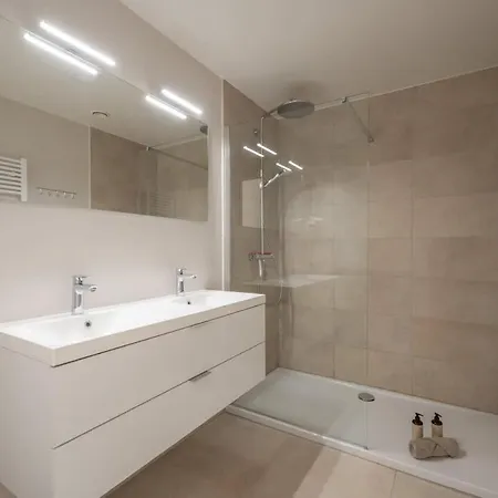 Modern With Spacious Terrace * Ostende