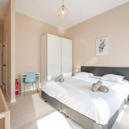 Modern With Spacious Terrace Apartmán Ostende